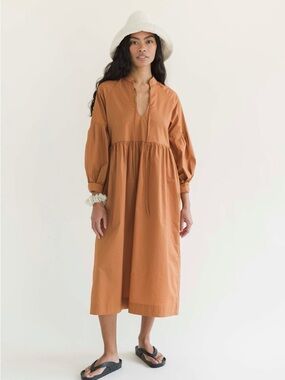 A Bronze Age house dress in Cinnamon